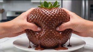 Мультики для детей. Открываем Огромные фрукты 🍓 Посмотрим Что внутри? Мультики для малышей