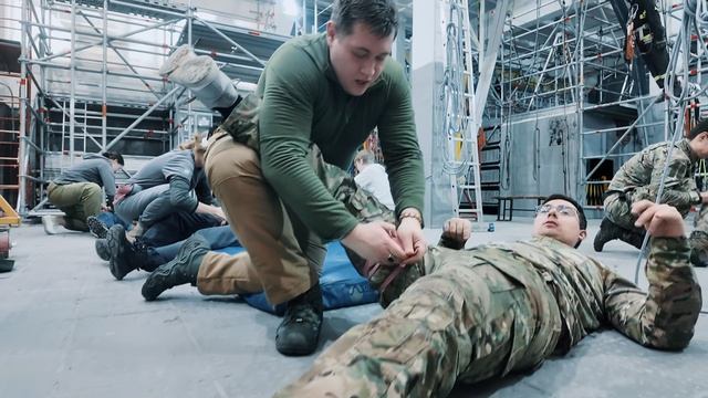 ➕ Небольшое видео с наших бесплатных курсов тактической медицины