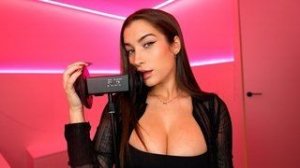 АСМР от МНОЖЕСТВА ПОЦЕЛУЕВ💋 совсем рядом с тобой.... 18+ HOTmp4