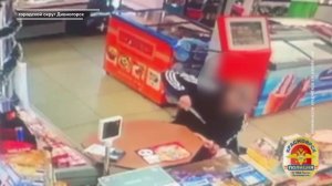 В ПОСЕЛКЕ МОЛОДЕЖНОМ СОВЕРШЕНО РАЗБОЙНОЕ НАПАДЕНИЕ