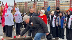 Кадры акции «Свеча памяти» в Удачном #свечапамяти
