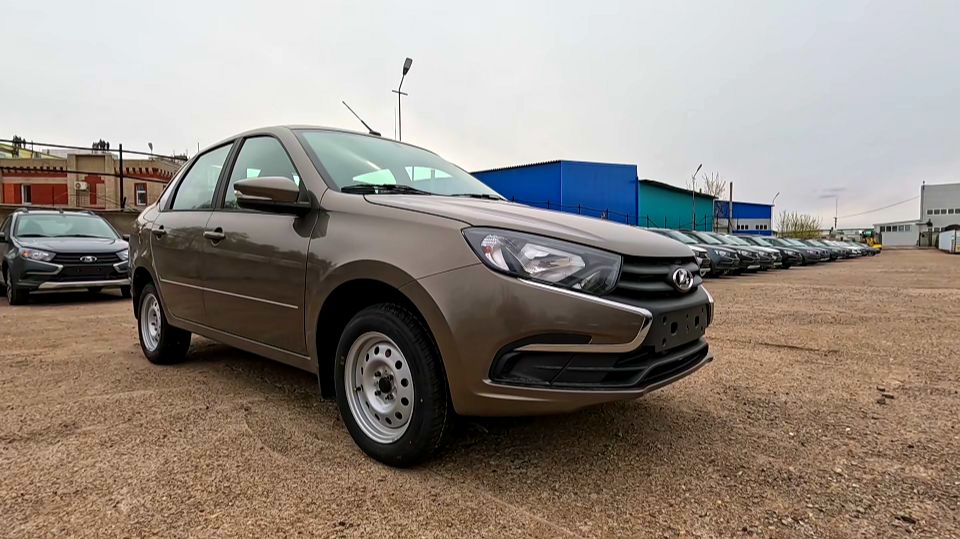 2026 LADA GRANTA МИНИМАЛКА НА ШТАМПАХ. ОБЗОР.