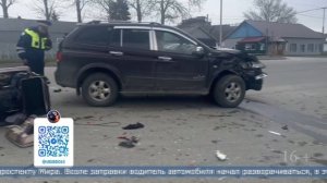 07.05.2026 В Южно-Сахалинске у заправки мотоциклист попал в ДТП