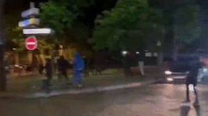 Массовые беспорядки вспыхнули в Париже после матча футбольного клуба ПСЖ