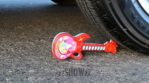 Aplastando Cosas Crujientes y Suaves! ORBEEZ vs Rueda de Coche