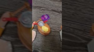 играю с Флорой в кафешку