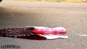 Aplastando Cosas Crujientes y Suaves! Pelotas VS Rueda de Coche