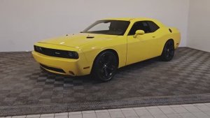 Dodge Challenger 6753