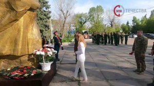 В Луганске прошла торжественная церемония к 81-й годовщине Победы с участием  Дарьи Лантратовой
