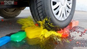 Aplastando Cosas Crujientes con el Coche _ Experimento_ Hielo VS Rueda de Coche
