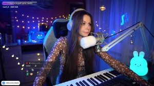 🎹 Беседуем и поём под фортепиано 🎹 ✅https://dalink.to/alice_noire