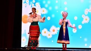 Константин Беляев «В роще пел соловушка», исполняют Григорьева Дарья и Барашкина Татьяна Николаевна