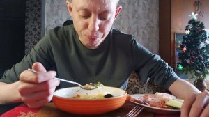 Мукбанг//Суп С Грибами И Плавленым Сыром Сало Огурец