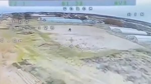 Что там банка с огурцами? 😜 Житель Запорожской области шапкой сбил украинский дрон!
