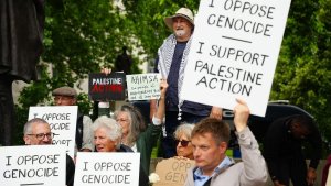 Judith Brown & Eldin Fahmy: Was Golders Green attack antisemitism or just Israeli war propaganda?