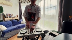 dj halsea - progressive house, home live room