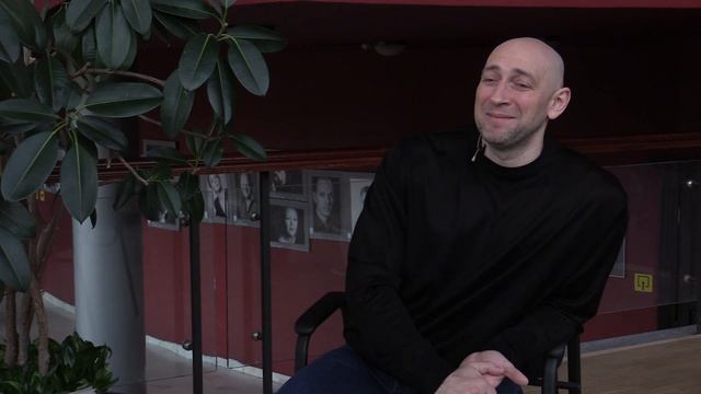 Интервью с артистом Саратовского театра драмы Александром Каспаровым часть 2