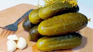 Беру Солёные огурцы и готовлю Гениальный салат! Вкусный рецепт из простых продуктов!
