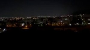 ‼️🇺🇸🇮🇷 ПВО отражает атаку на Тегеран. США атаковали иранские порты Кешм и Бандар-Аббас, —  Fox N