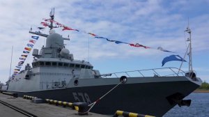 В состав ВМФ принят МРК «Буря», оснащенный «Калибрами» и комплексом «Панцирь-М».