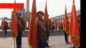 🔴Киев, Крещатик, 2010 год. Люди со святой памятью о народной боли🔴