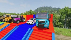 МАШИНКИ ТАЧКИ 🏎️ МОЛНИЯ МАКВИН на ГРУЗОВИКЕ против ОПАСНЫХ ЯМ! Испытание BEAMNG DRIVE 😱⚡️