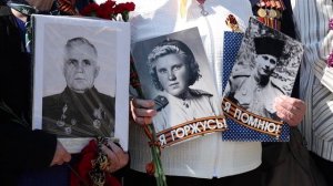 В Армавире 9 мая прошел митинг-реквием у мемориала в Парке 30-летия Победы