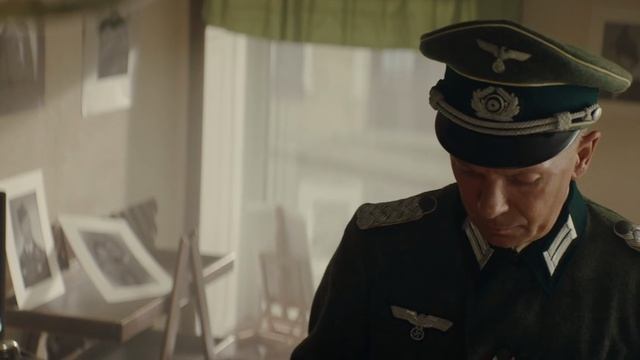 ФОТОГРАФ - «ПРО ЛЮДЕЙ И ПРО ВОЙНУ»