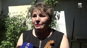 Школьники Черкесска 9 Мая провели парад у дома бывшей узницы фашистских концлагерей