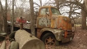 СПАСЕНИЕ И РЕМОНТ ЗАБРОШЕННОЙ КАБИНЫ IH 1952 ГОДА ВЫПУСКА