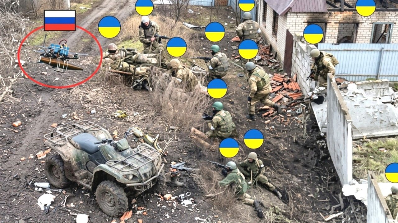 Редкий момент; десятки украинских военных замечены российскими FPV-дронами