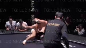 🤬В Южной Корее бразилец всеми силами унижал корейца – тот избил его до полусмерти