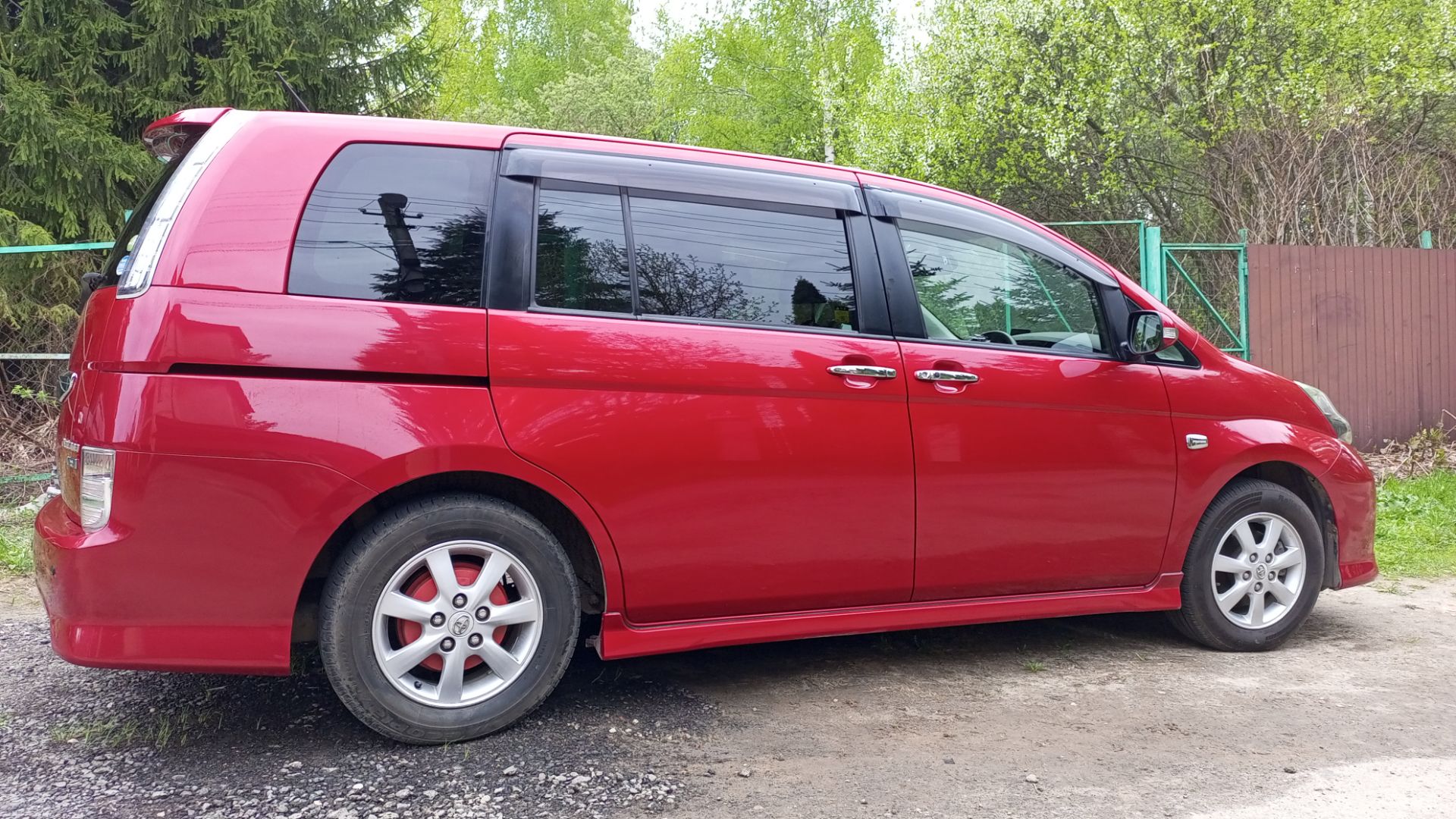 Toyota isis 2011 platana смотреть онлайн