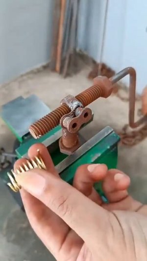Делаем пружины сами 👌

Самоделки 🛠 Инструменты