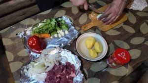 Оказался в центре грозового шторма и спрятался в доме