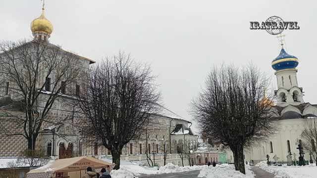 РОССИЯ  Достопримечательности Сергиева Посада . Свято-Троицкая Сергиева лавра
