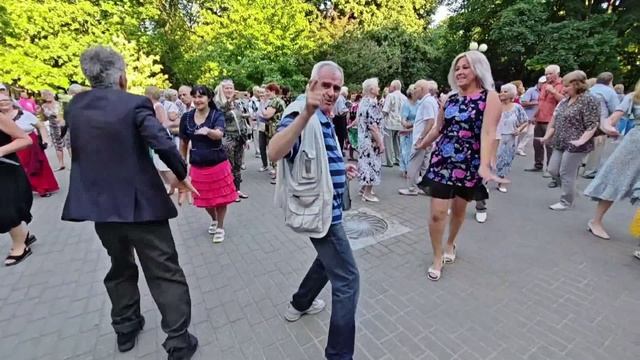 Сегодня мы будем танцевать до упаду!!! смотреть онлайн