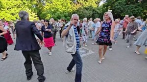 Сегодня мы будем танцевать до упаду!!!