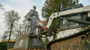 Отрицание геноцида советских людей в Великую Отечественную войну уголовное преступление.