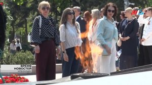 В Волгограде работники сферы культуры почтили память защитников Отечества