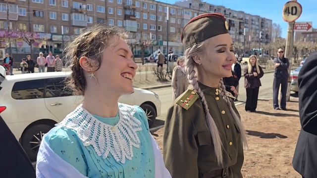Фронтовые бригады поздравили ветеранов с Днем Победы