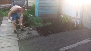 КАПАЕМ😀 САЖАЕМ 😄 КРАСИМ-ВСЕ ДЕЛА😅