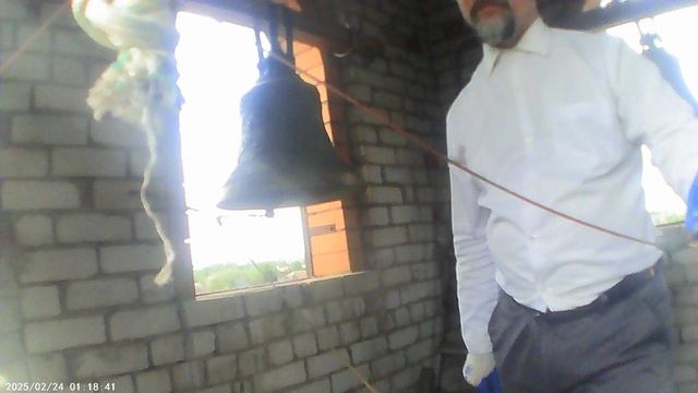 Колокольный звон к началу Всенощного Бдения 9 мая 2026