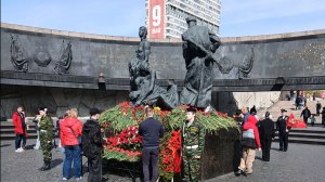 С ВЕЛИКИМ ПРАЗДНИКОМ ПОБЕДЫ