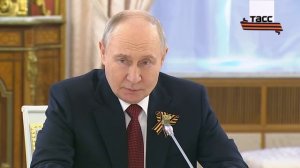 ▶️ Россия будет делать все, чтобы удовлетворить потребности Словакии в энергоресурсах, заявил Путин.