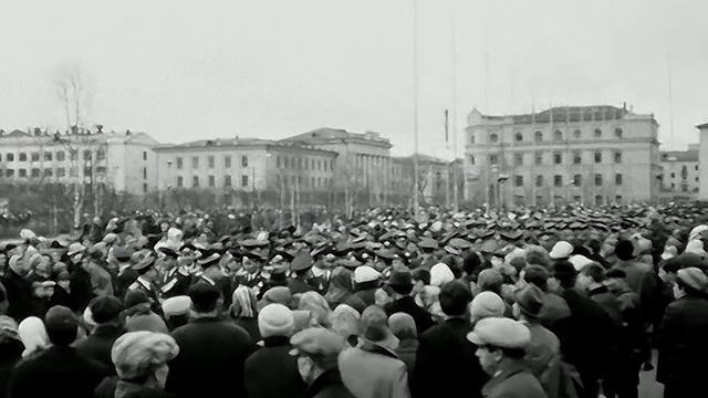 1971 год. Тюмень. День Победы. У вечного огня