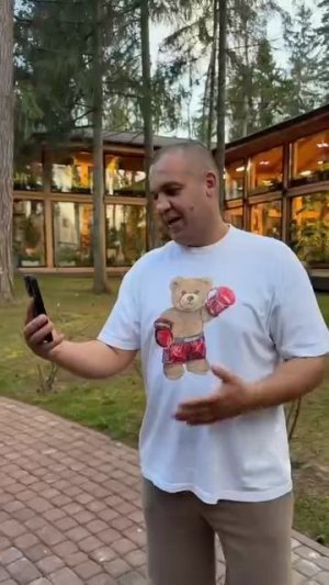 😄Умар Кремлев подарил Хасику премиальный китайский автомобиль!