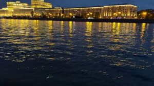 Безумная атмосфера на самой люксовой улице Москвы 😱 Ночная прогулка