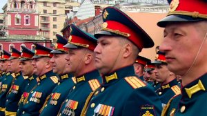 Главные гости парада на Красной площади - ветераны Великой Отечественной и участники СВО.