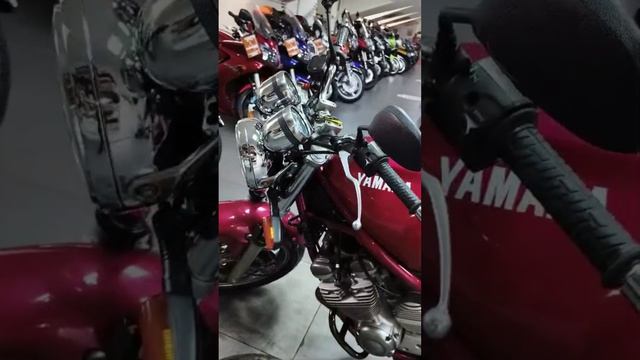 Yamaha XJ600 , красная, центральный кофр